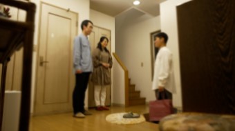 人の家を訪問するときイメージ